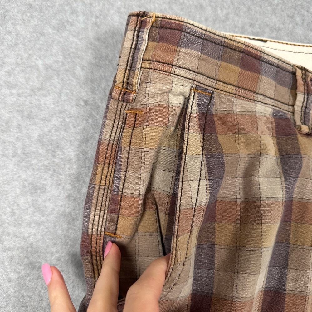Tommy Bahama Cargo Shorts Mens‎ 42 Plaid Brown Beige Casual Utility Outdoor - Picture 2 of 14